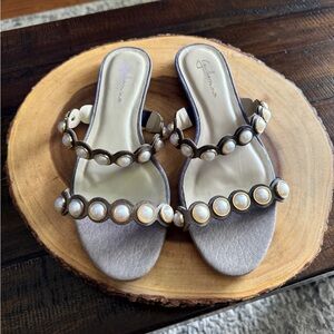 New! Guilhermina by Anthropologie Faux Pearl Slide Sandals. Size 8.